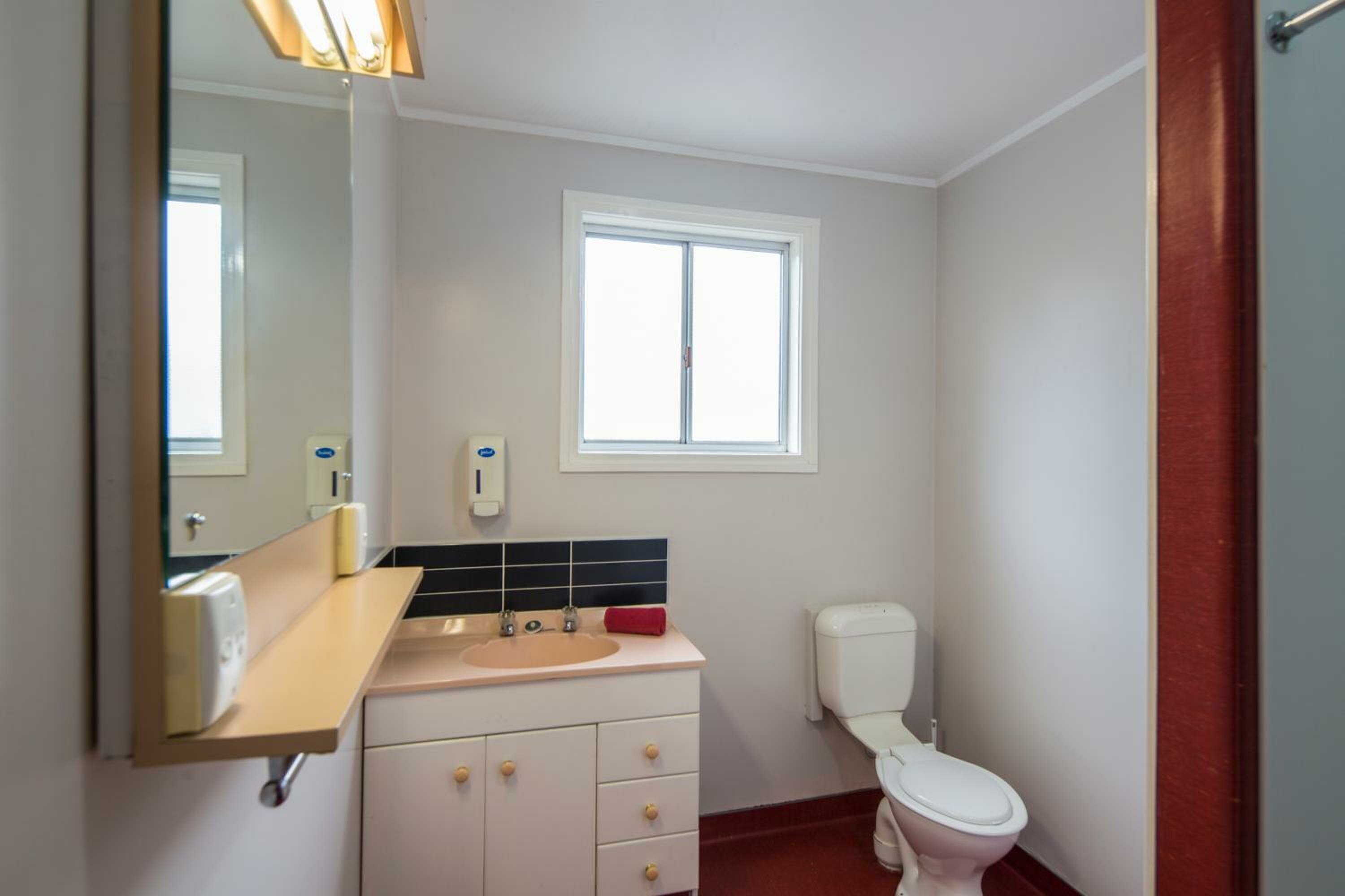 Studio (4 Adults)