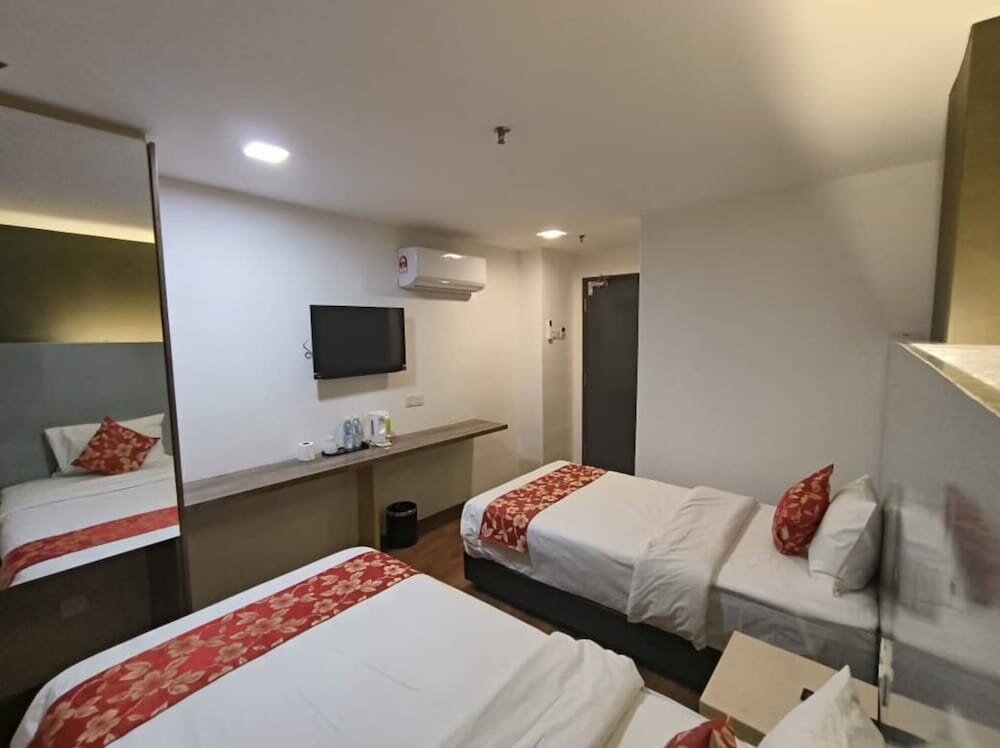 Deluxe Twin Room With Window