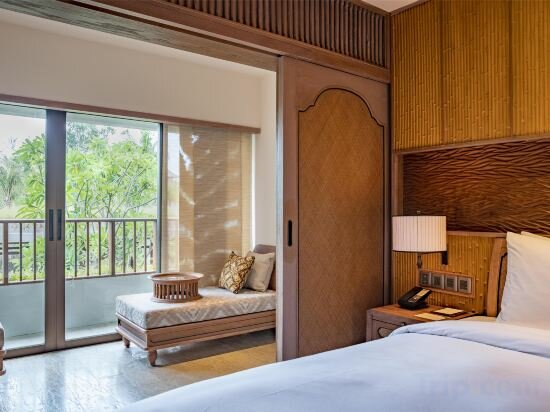Regency Suite With 1 King Bed