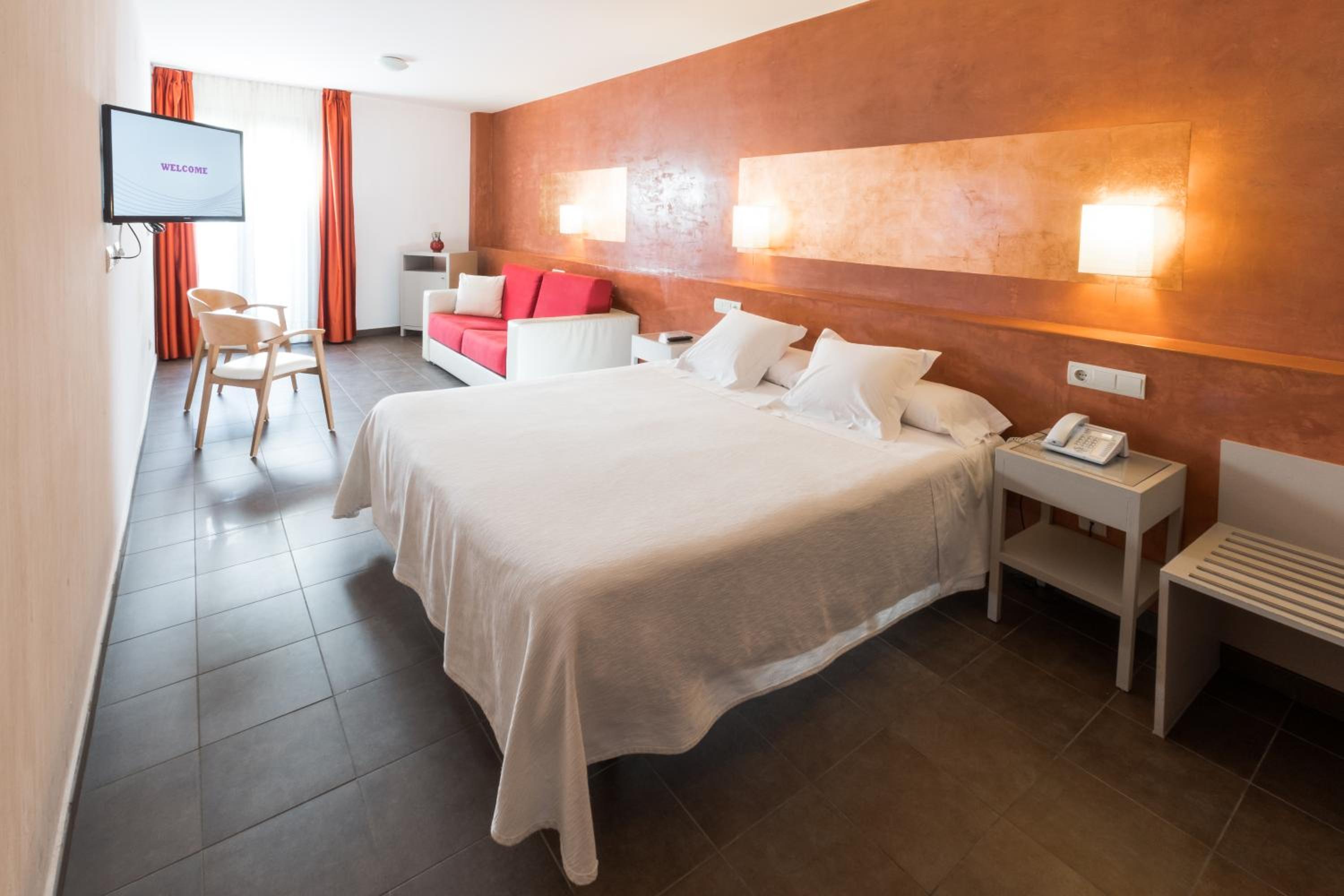 Junior Suite with Balcony