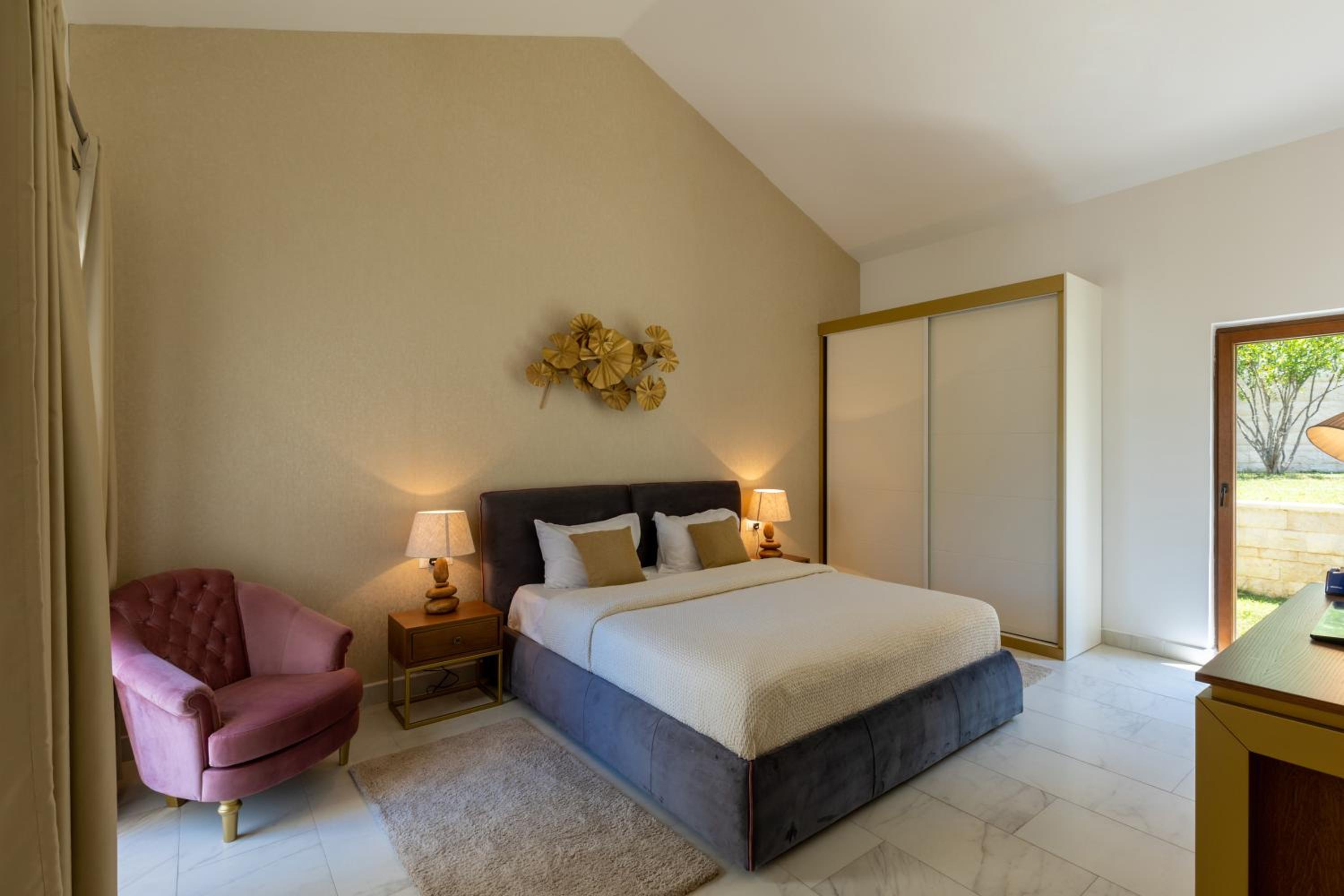 Three Bedroom Villa - Beach Front