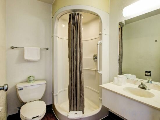 2 Full Beds | Mini Fridge