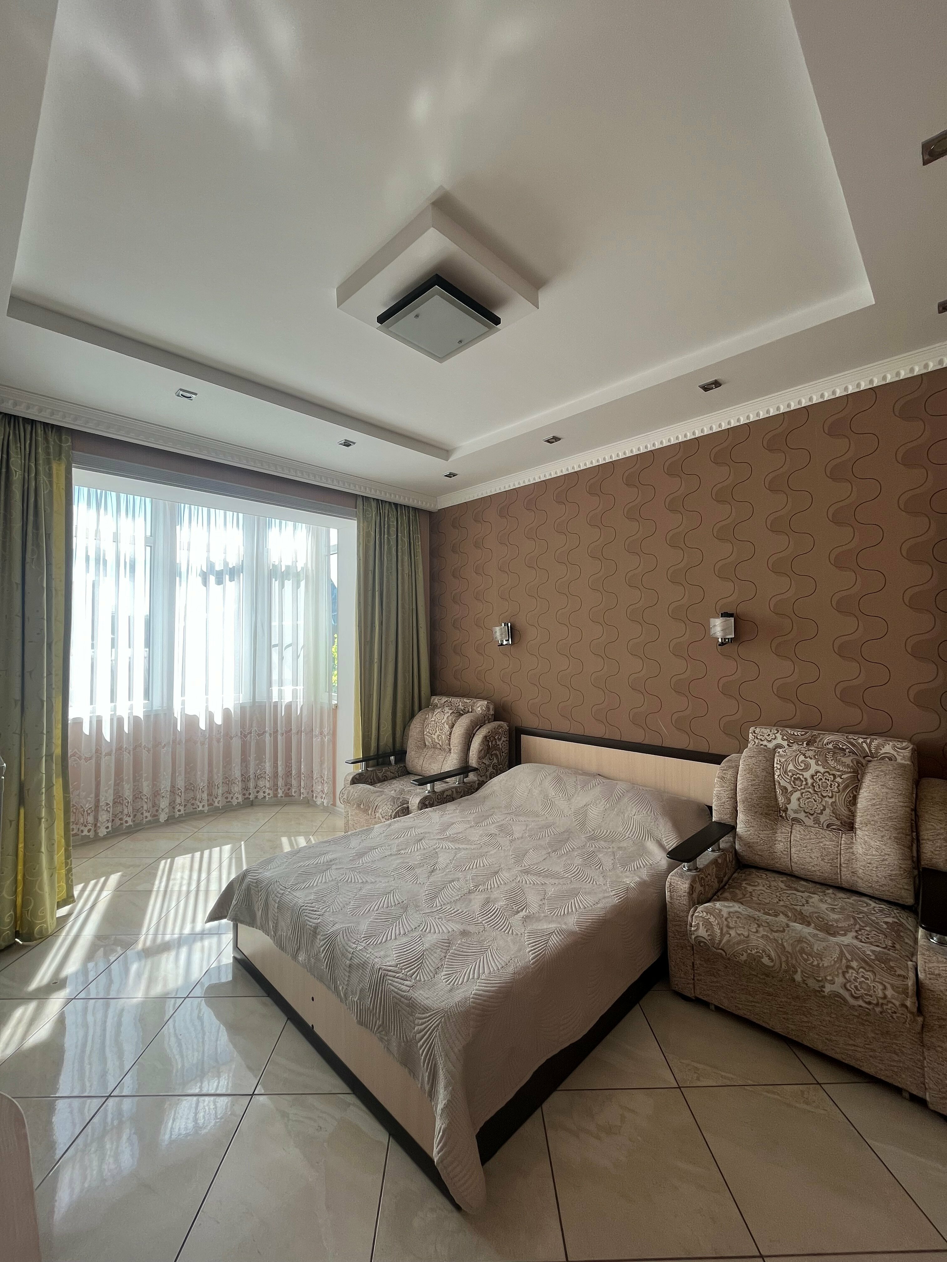 Улучшенный семейный номер