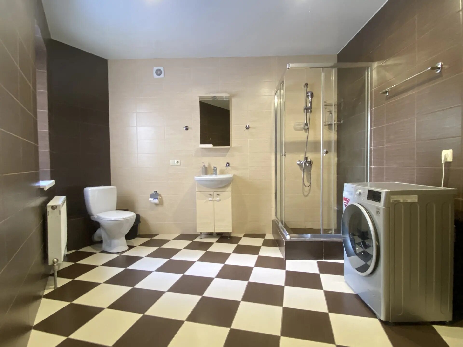 Коттедж 120 кв.м. с гостевой и кухонной зоной для проживания до 6 гостей