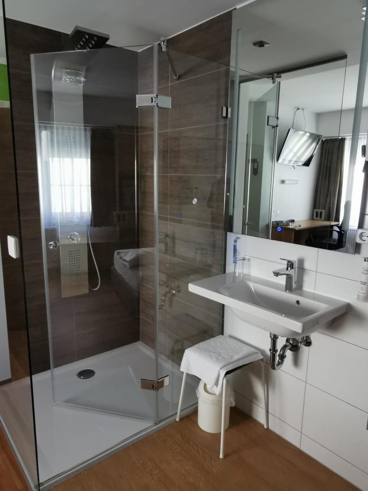 Business Single Room