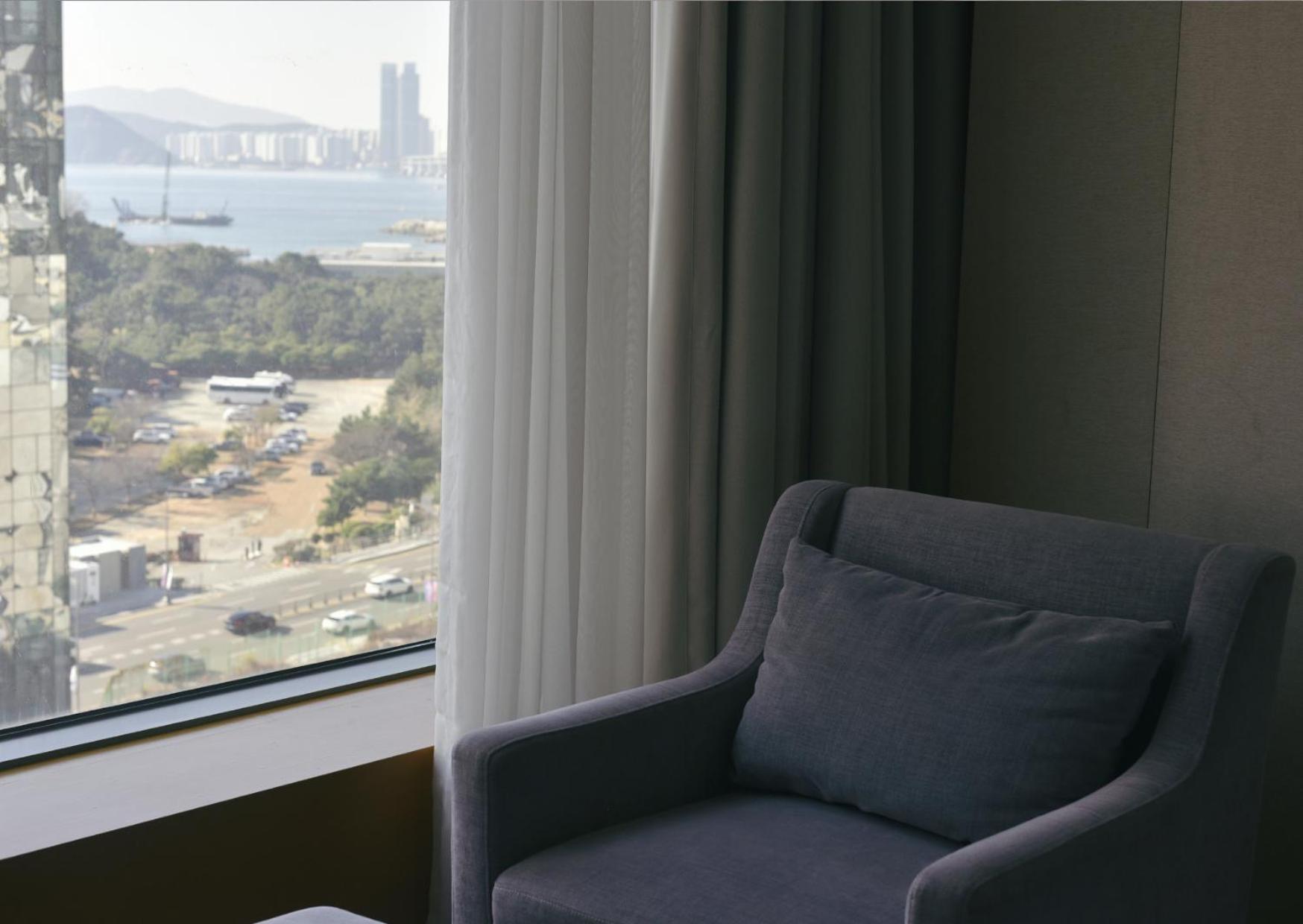 Double or Twin Room with Side Sea View