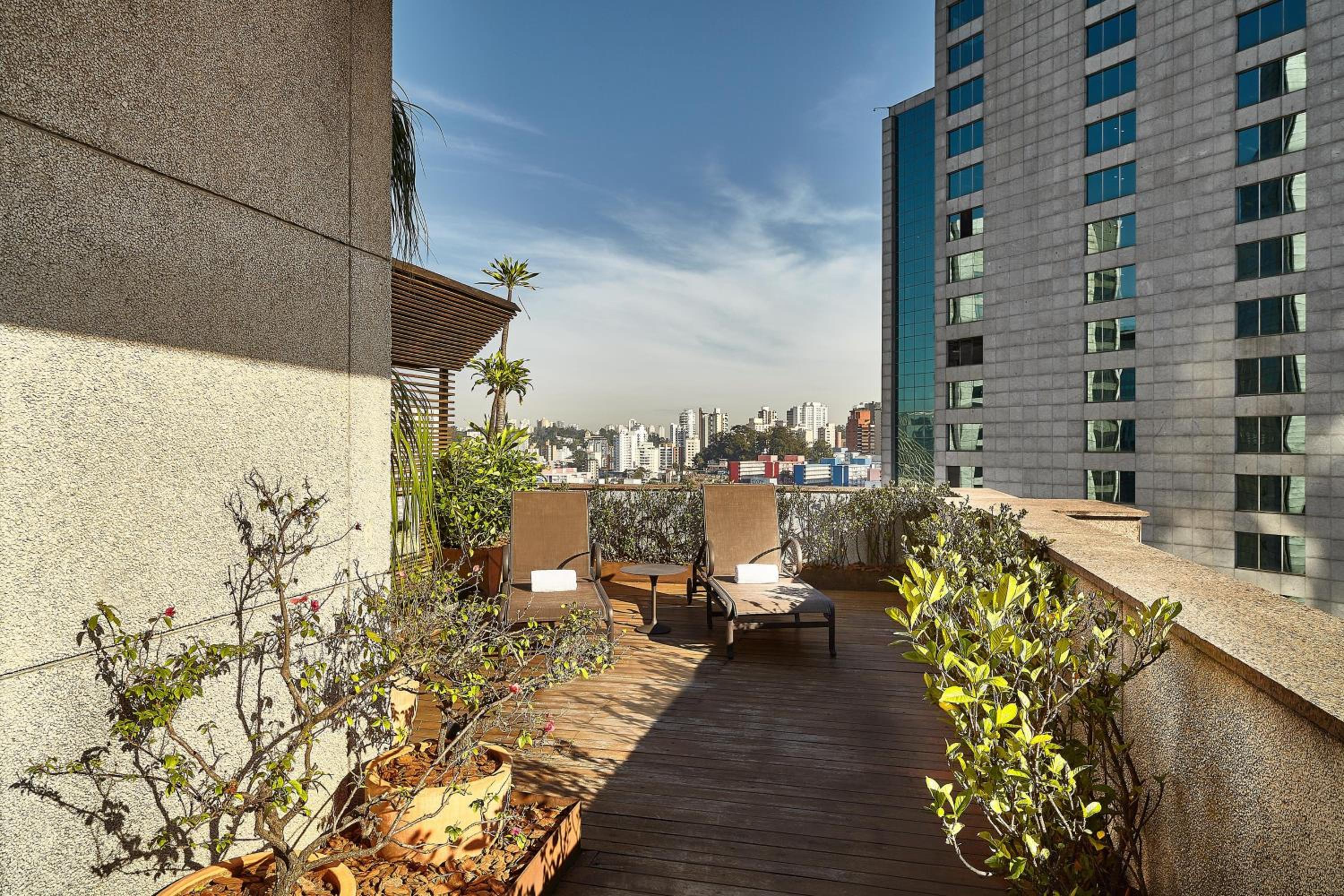 Two-Bedroom Presidential Suite