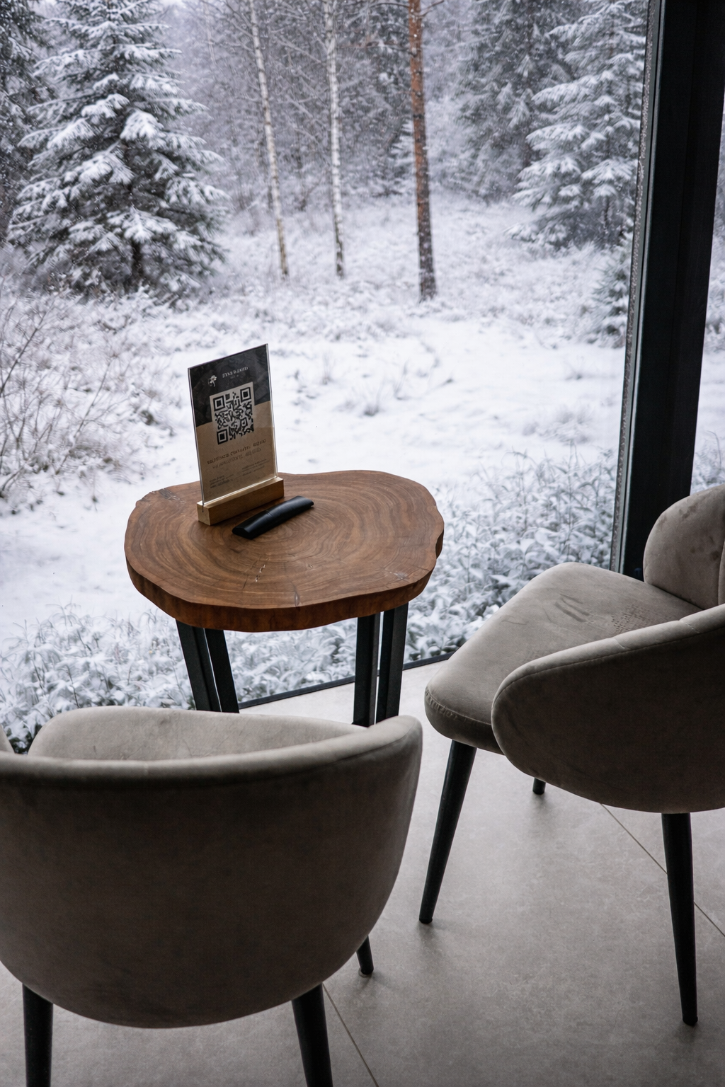 Вилла с панорамными окнами