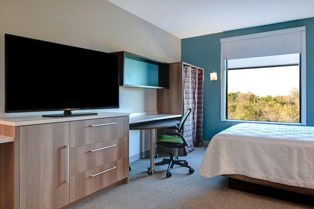 Studio, 1 Queen Bed, Accessible, Non Smoking (Hearing)