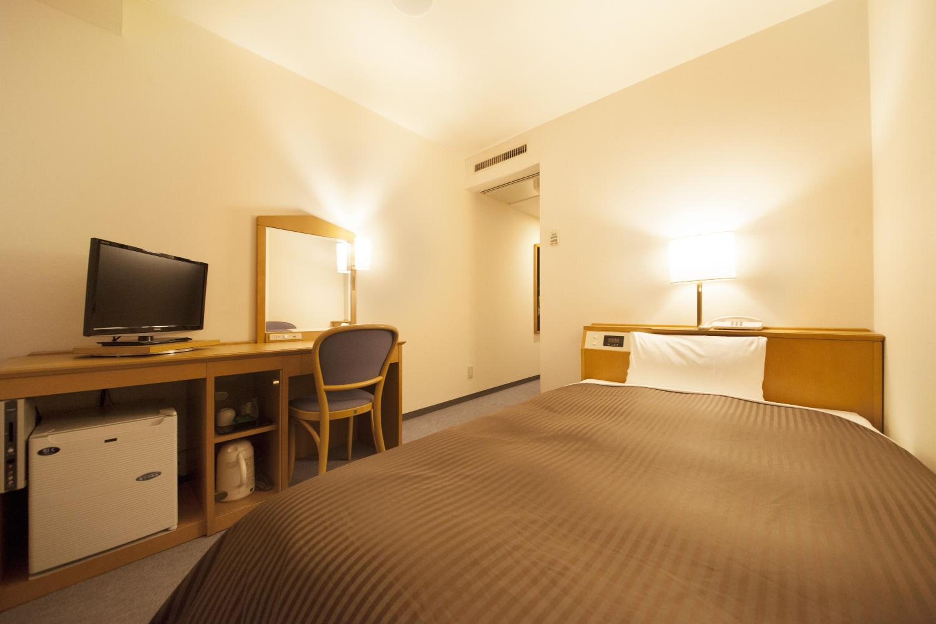 Single Room - Non-Smoking