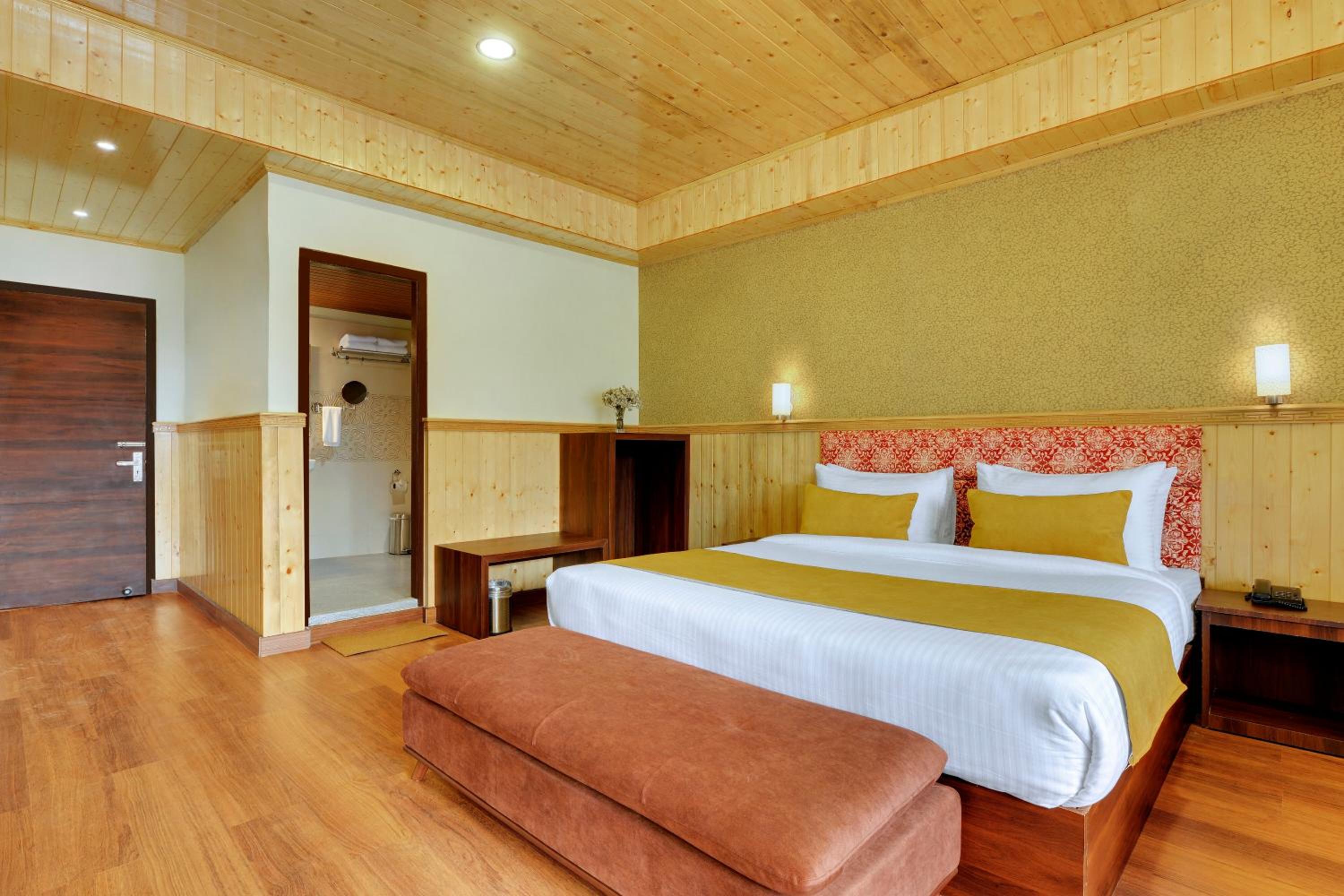 Yashshree Suite