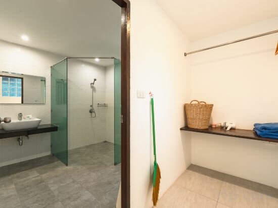No.38 Garden-view Suite With Terrace