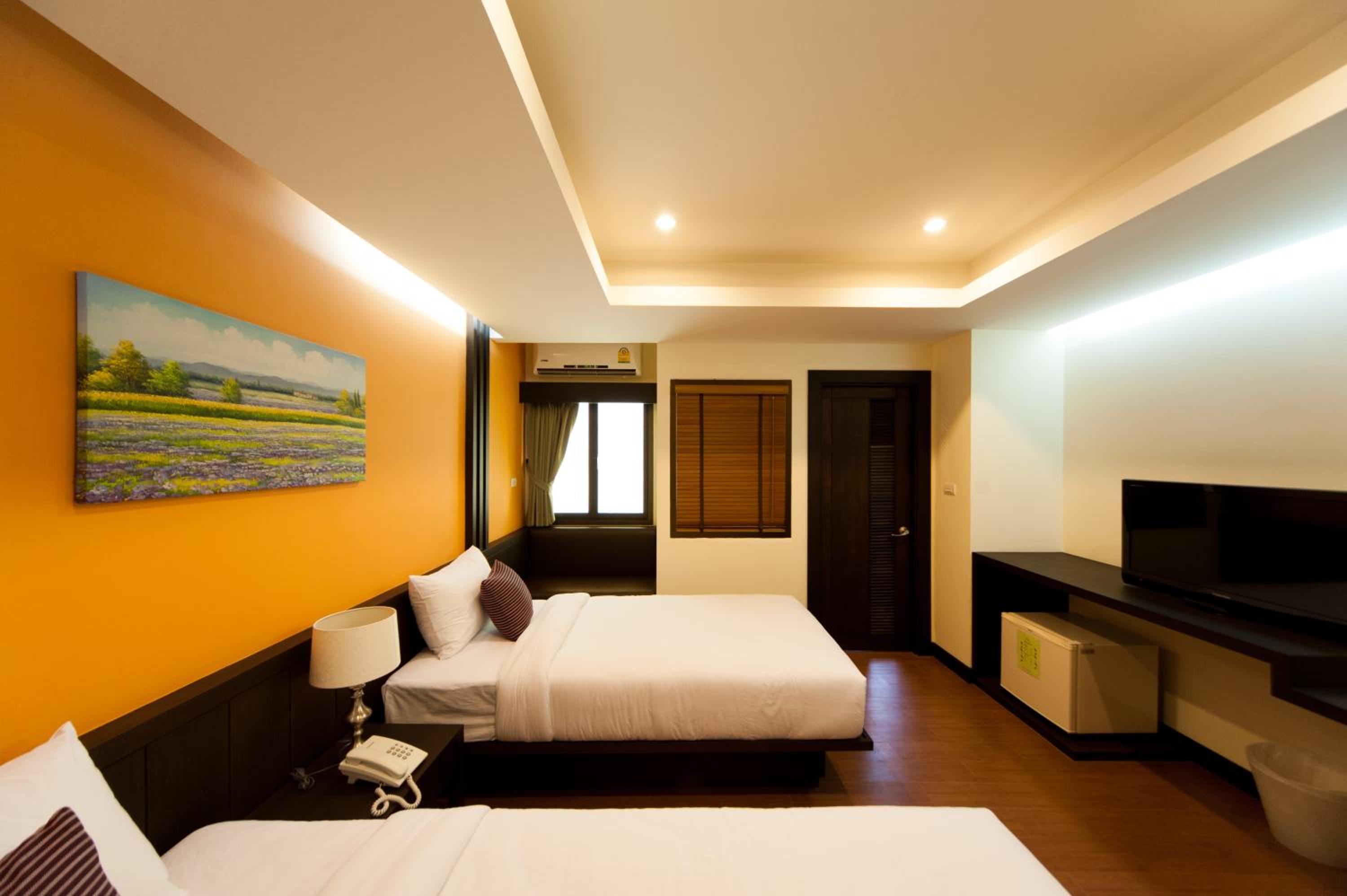 Standard Twin Room