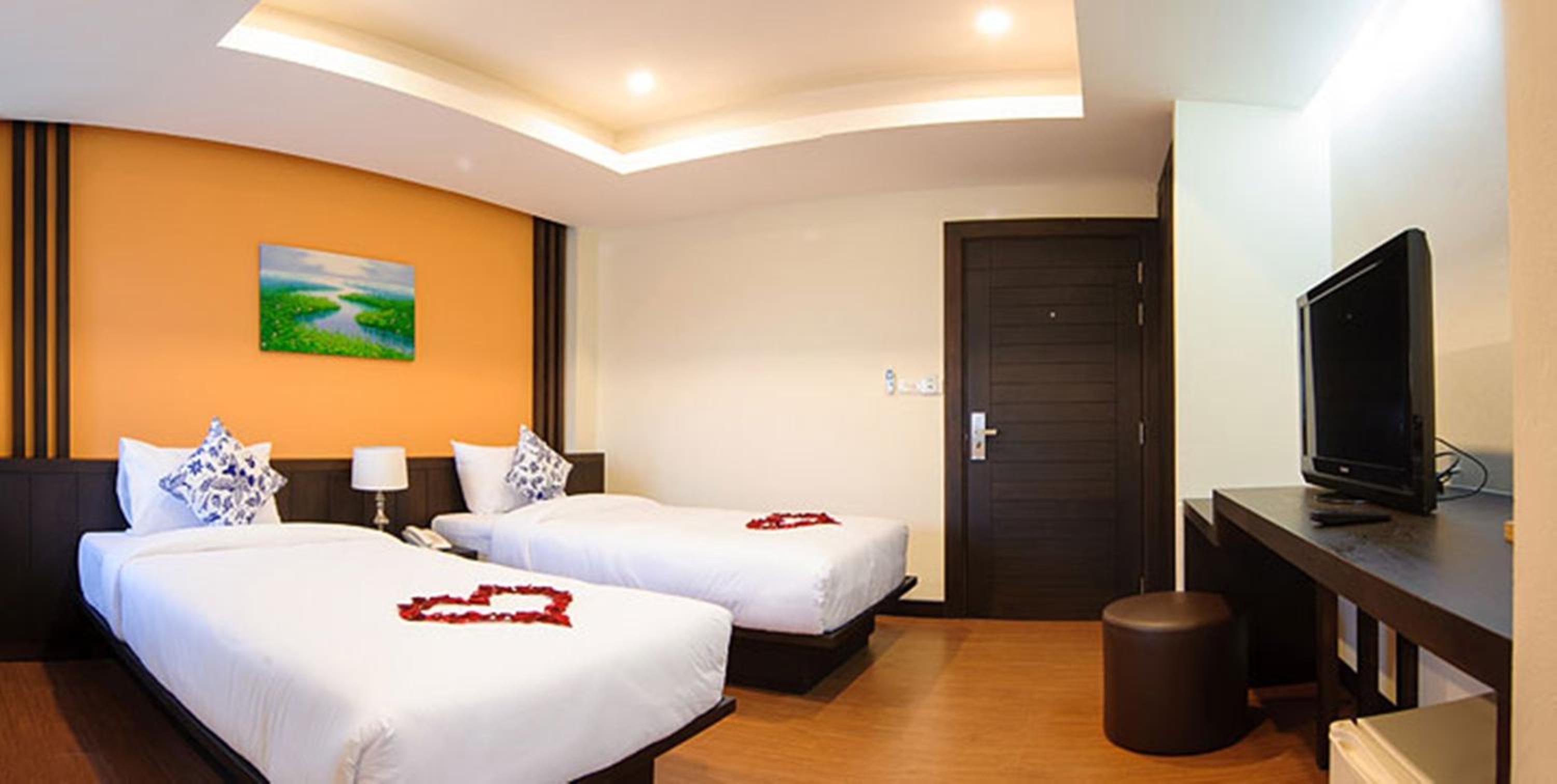 Standard Twin Room
