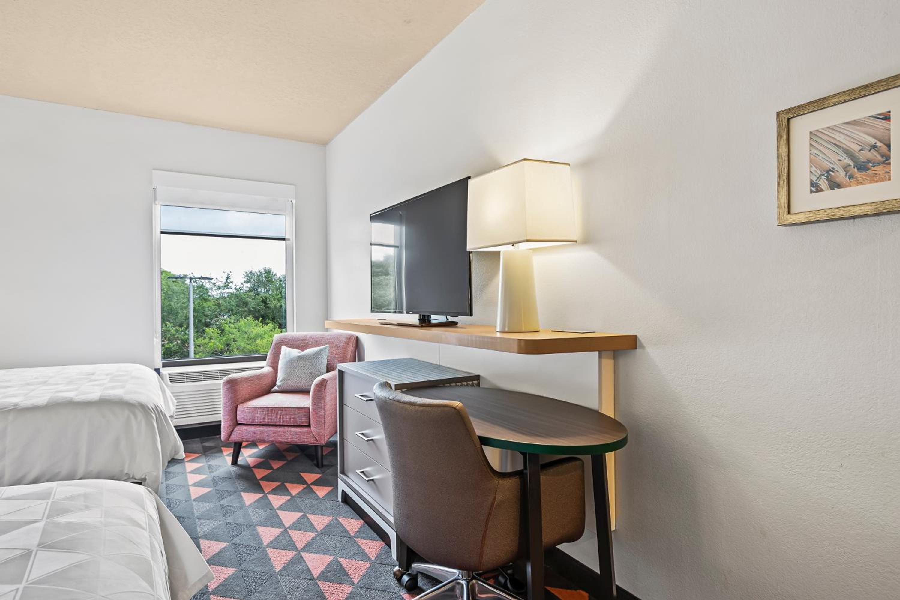 Standard Queen Room with Two Queen Beds