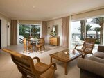 Junior Suite, Queen Bed, Pool & Sea View в Jaz Fanara Resort