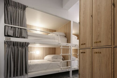 8-Bed Mixed Dormitory в Hostel Our Nomad