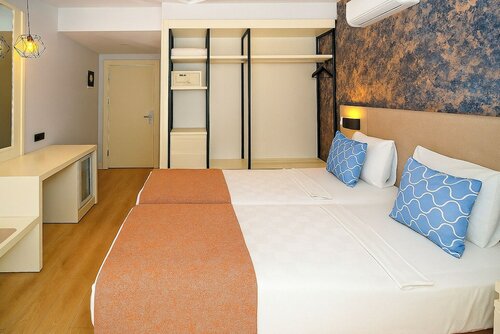 Standard Room Non-Balcony в Alder Garden Hotel