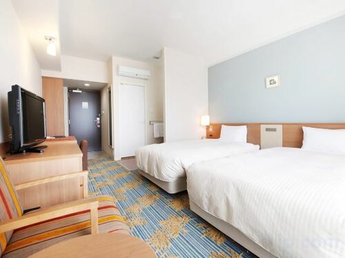 Main Building Standard Twin Room в Vessel Hotel Campana Okinawa