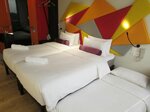 Standard Triple Room в Ibis Styles Singapore On Macpherson