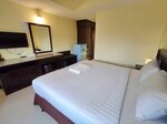 Standard King Room with Pool View в The ChanThong Hotel Pattaya