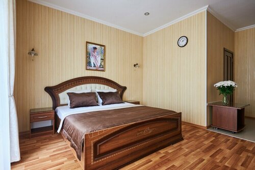 Полулюкс с балконом