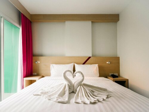 Одноместный номер Superior с балконом в SunSeaSand Hotel Patong