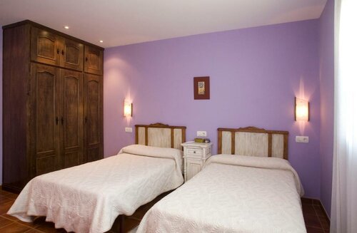 Double Room with Extra Beb в Turismo Rural Suquin