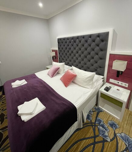 Улучшенный номер с кроватью размера «king-size»