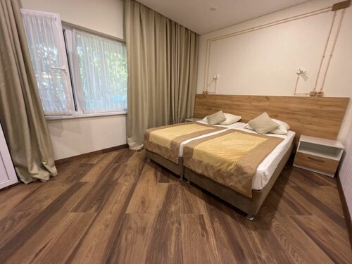 Улучшенный трехместный номер