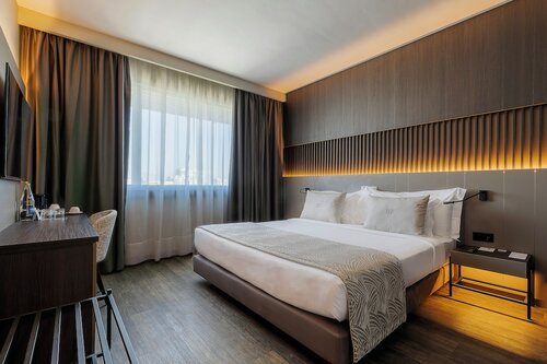 Deluxe Double Room, 1 King Bed в Hf Ipanema Porto