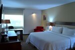 Номер «Премиум», 1 двуспальная кровать «Кинг-сайз» (Bath Shower Combination) в Holiday Inn Guadalajara Select