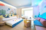 Family Room (Vhari Wing) в Katathani Phuket Beach Resort