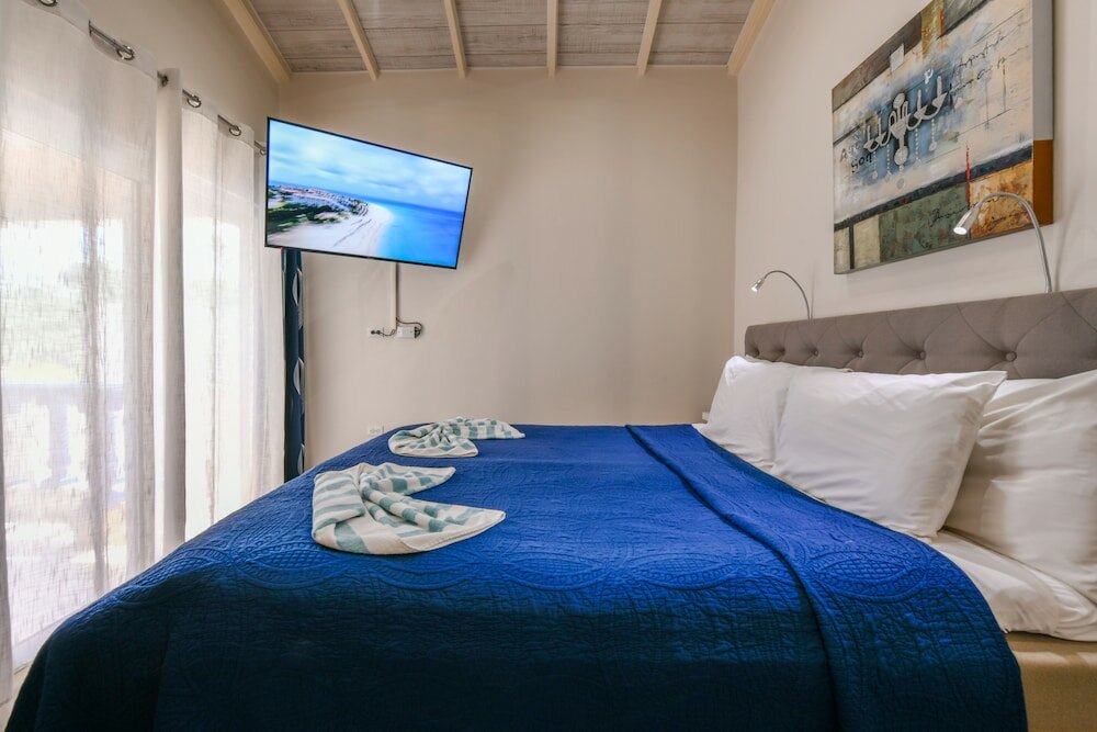 Pool side Studio Deluxe with Loft