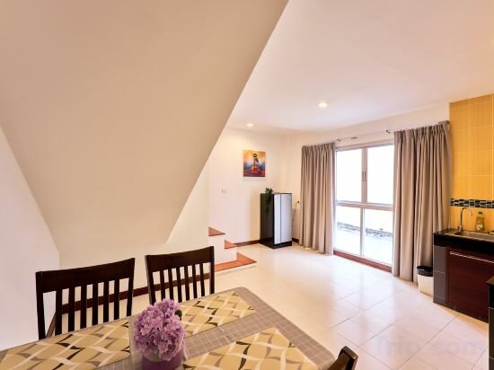 Deluxe Family Room
