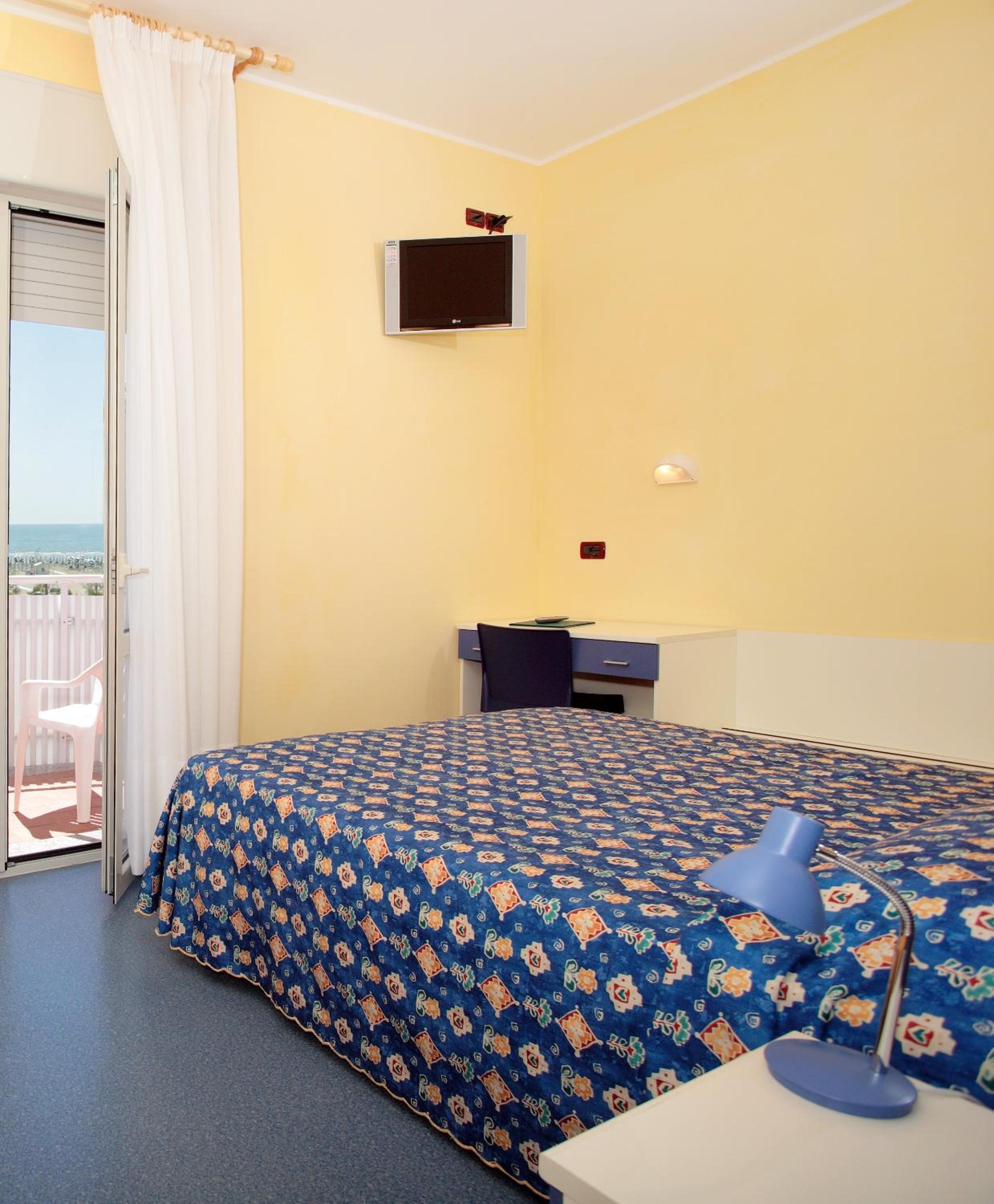 Superior Triple Room with Balcony