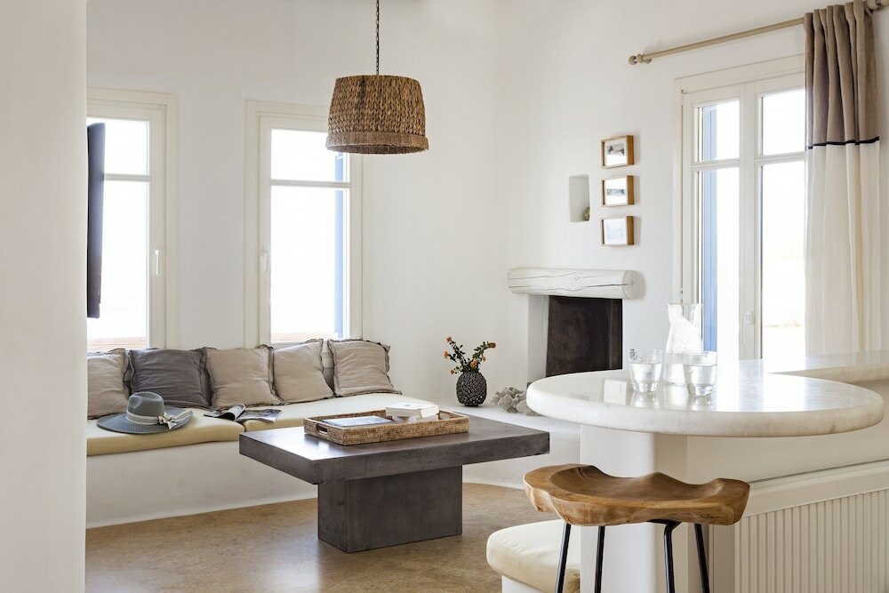 AGL Luxury Villas Daphne