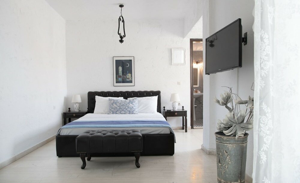 Junior Room