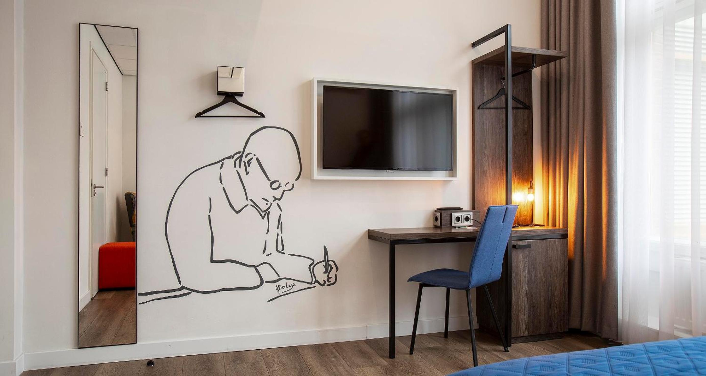Queen Room - Non-Smoking