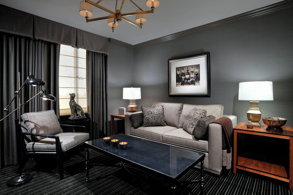 Superior Suite, 1 King Bed with Sofa bed, City View (One Bedroom Suite)