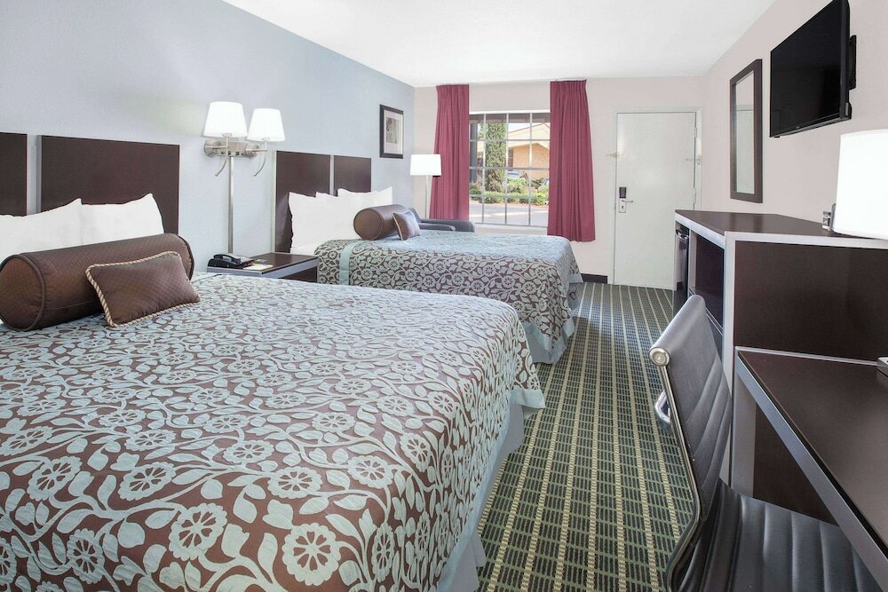 Standard Room, 2 Queen Beds