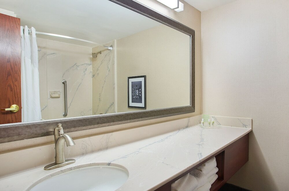 Standard Room, 2 Queen Beds, Accessible (Communications)