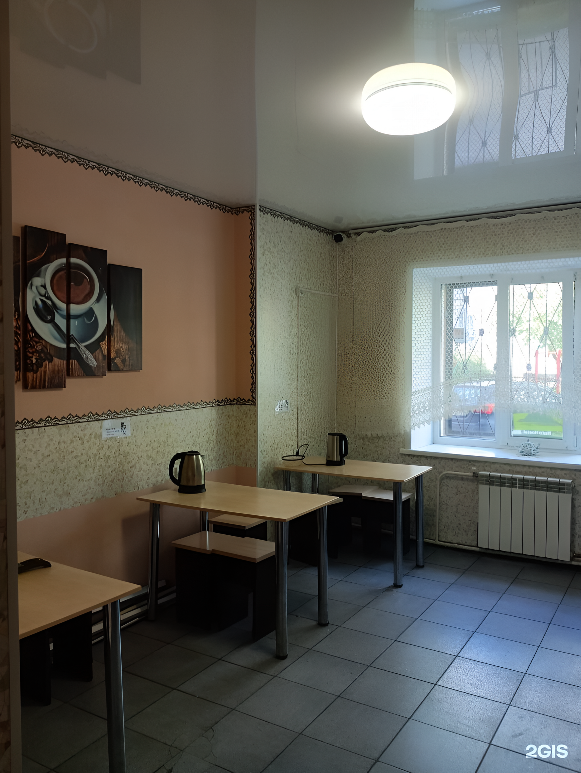 Общий номер для женщин с 6 кроватями