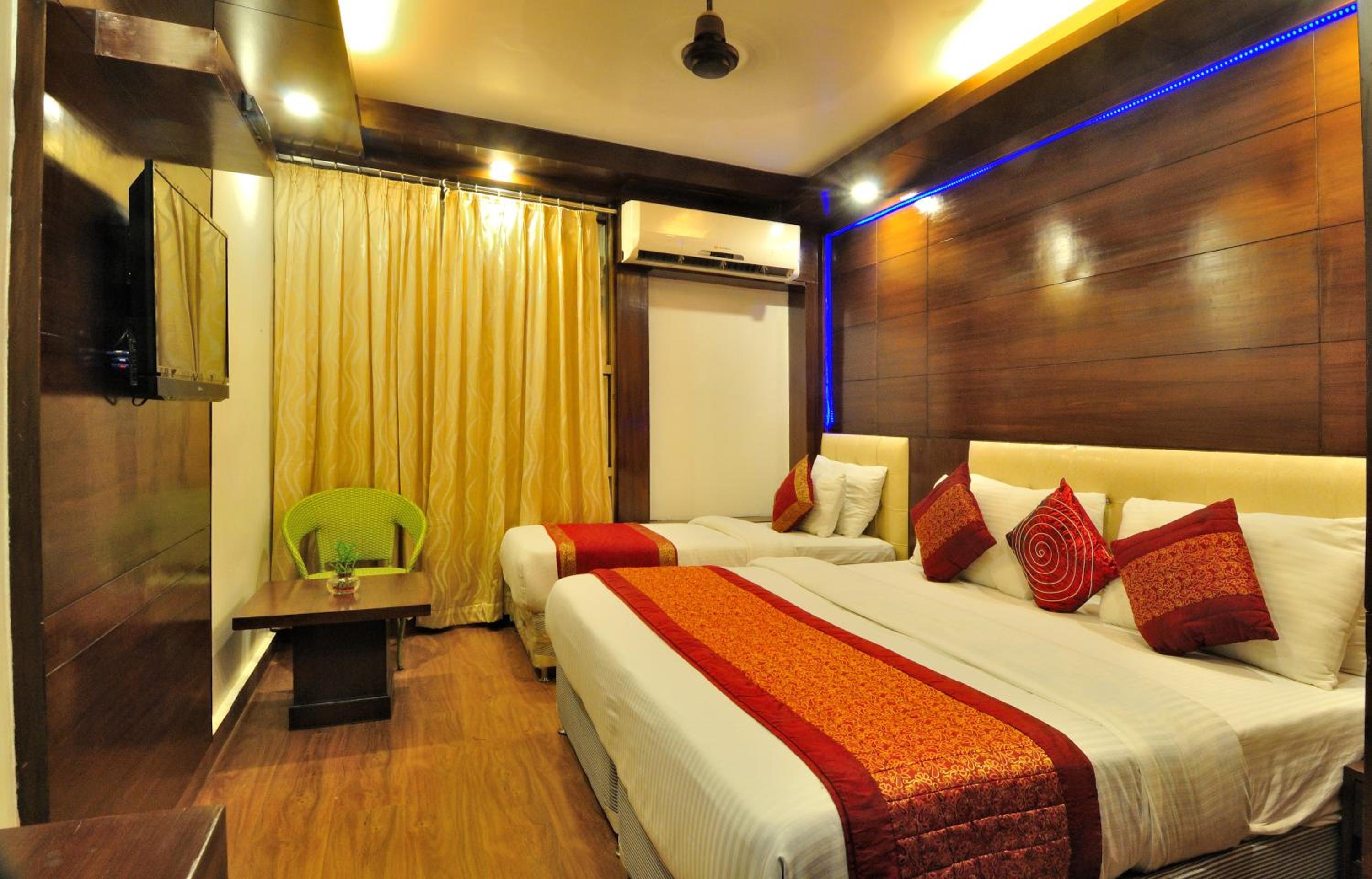 Deluxe Triple Room