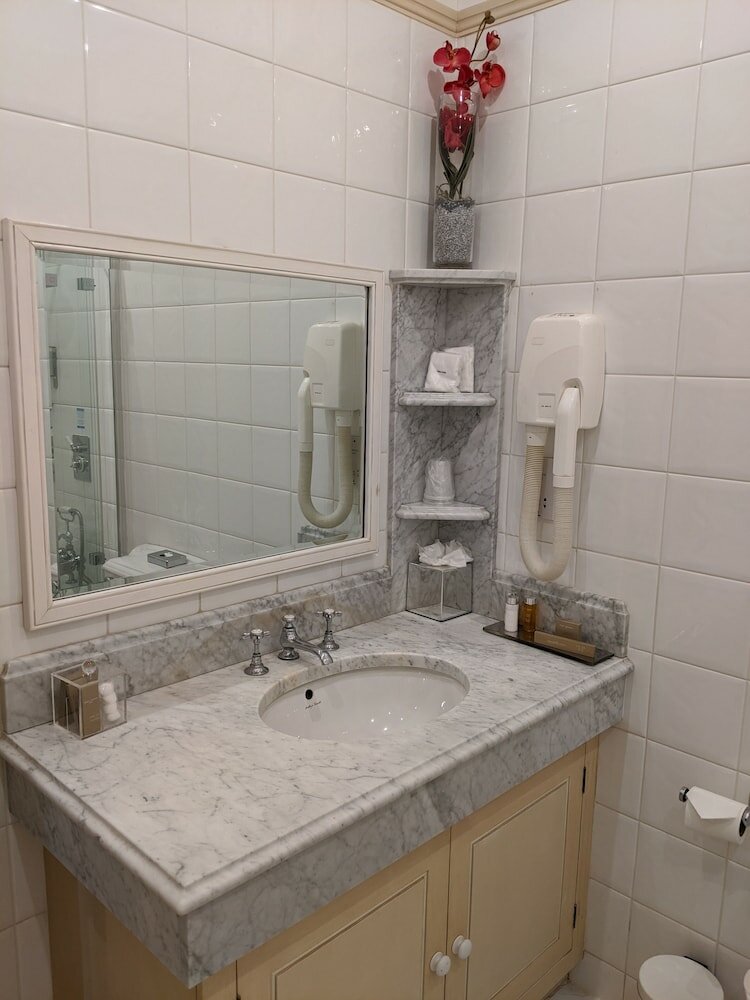 Deluxe Room, 1 King Bed