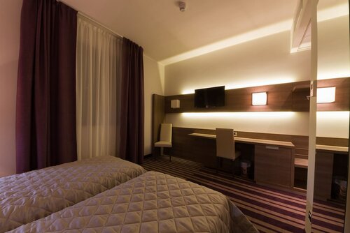 Room, 1 Double Bed, Non Smoking в Quality Hotel Green Palace