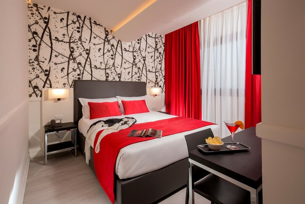 Deluxe Double Room Single Use