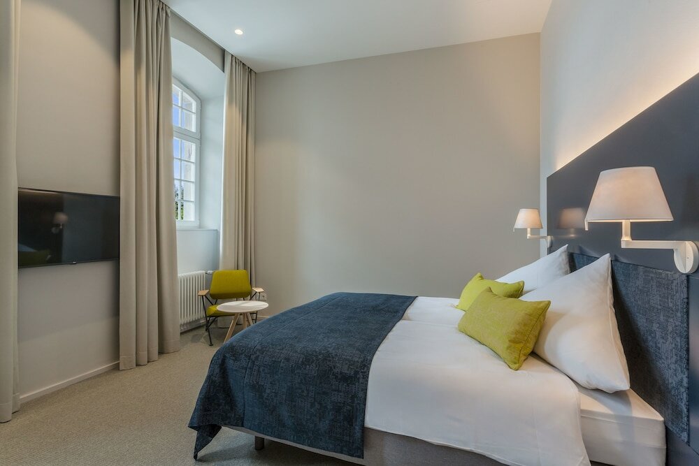 Comfort Double Room, City View