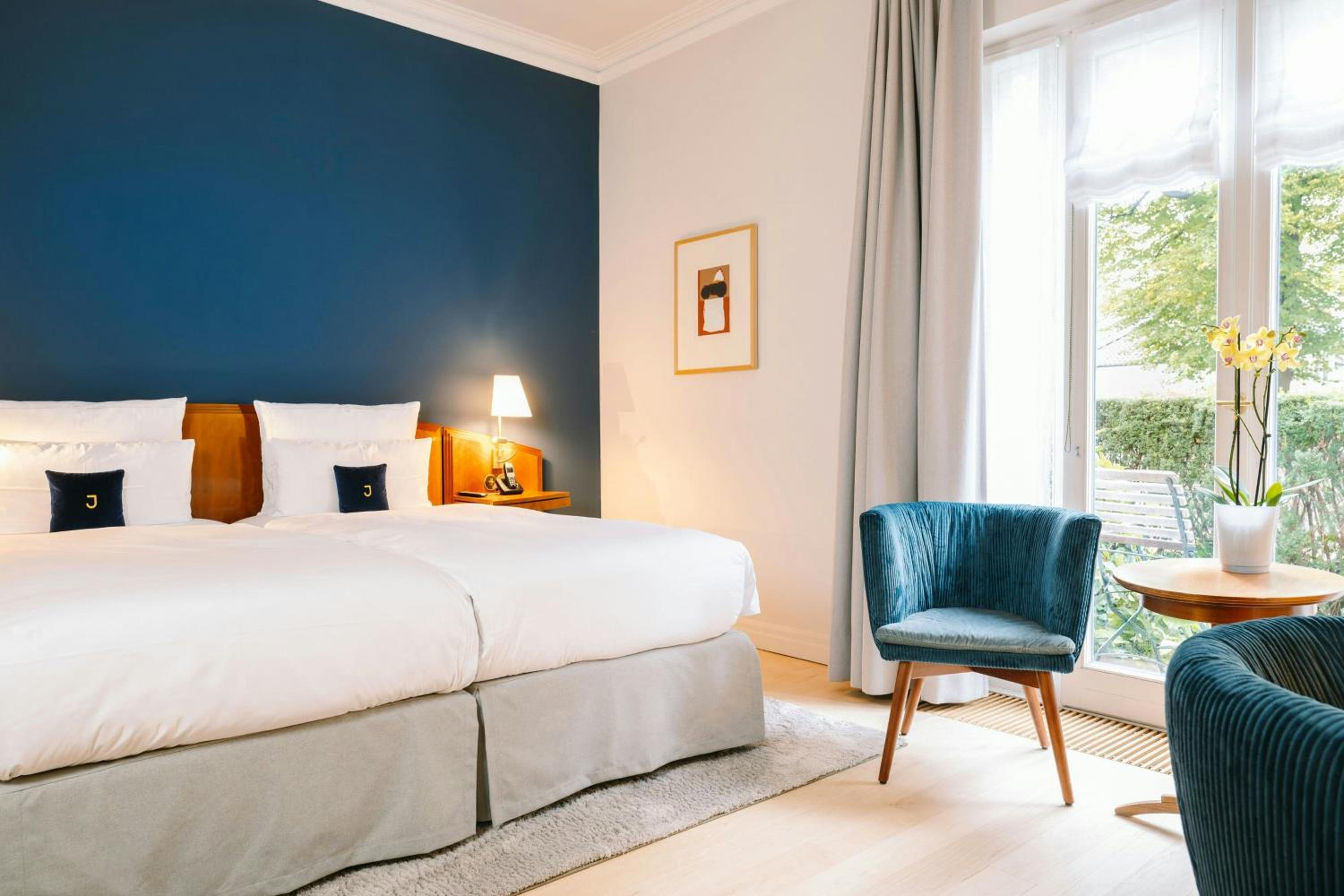Deluxe Double Room with Garden View