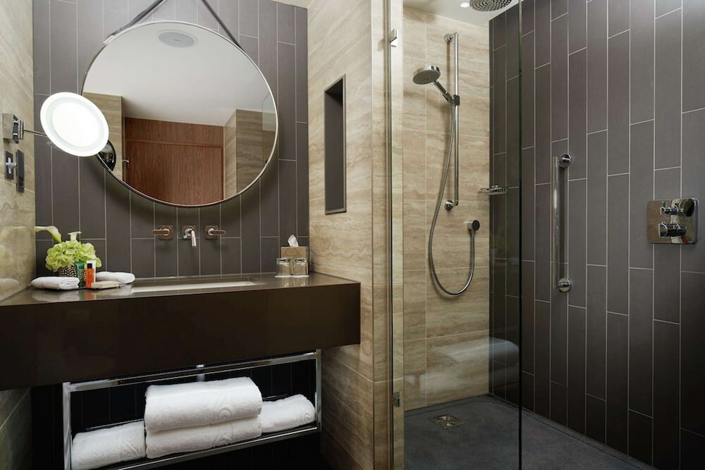 Executive Suite, 1 Bedroom - Lounge Access